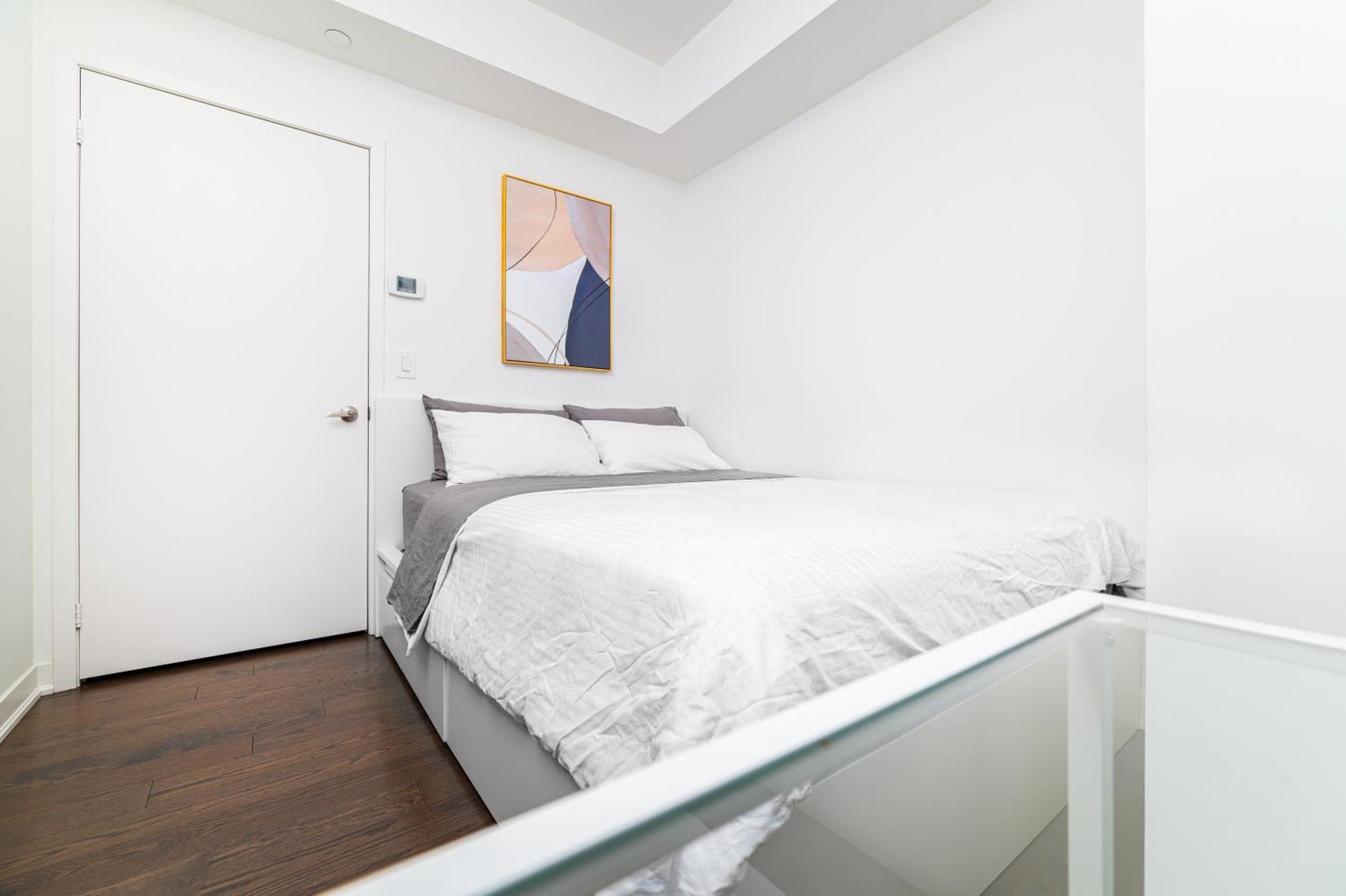Presidential Suite Heart Of Downtown With Stunning View Toronto Bagian luar foto
